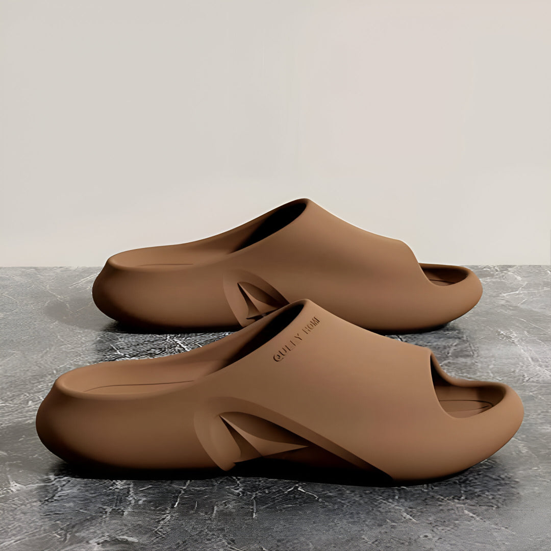 RYDER Sculpted Slides